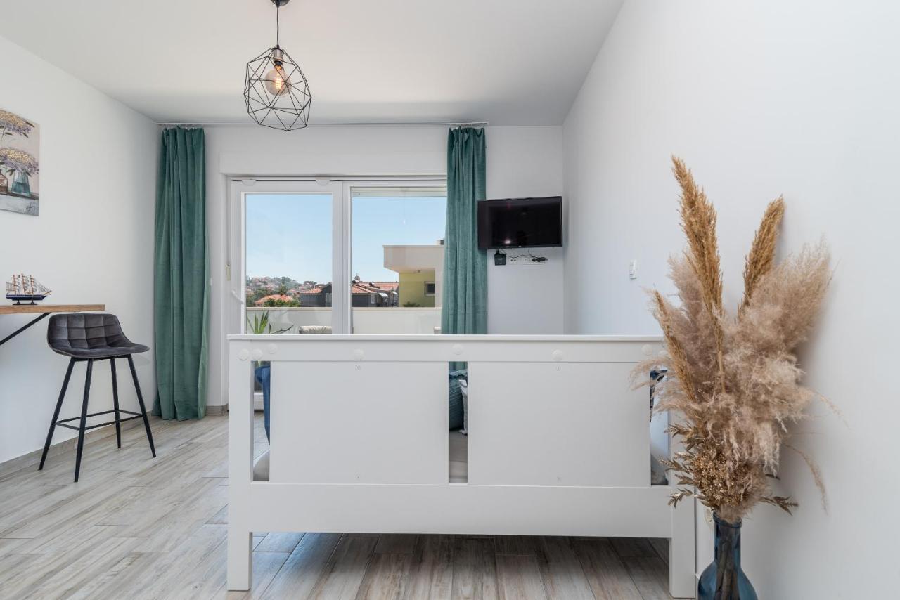 Apartmani Princi 特罗吉尔 外观 照片