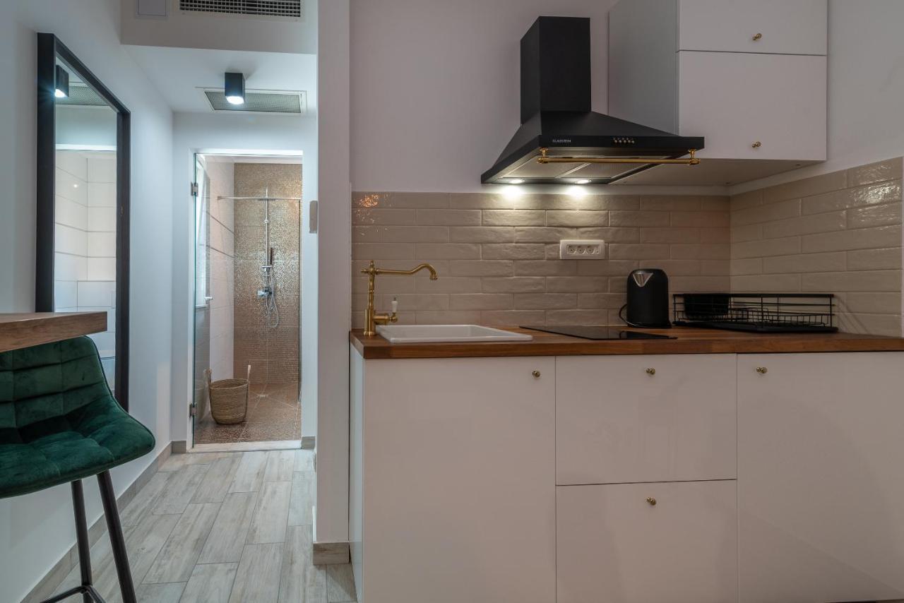 Apartmani Princi 特罗吉尔 外观 照片